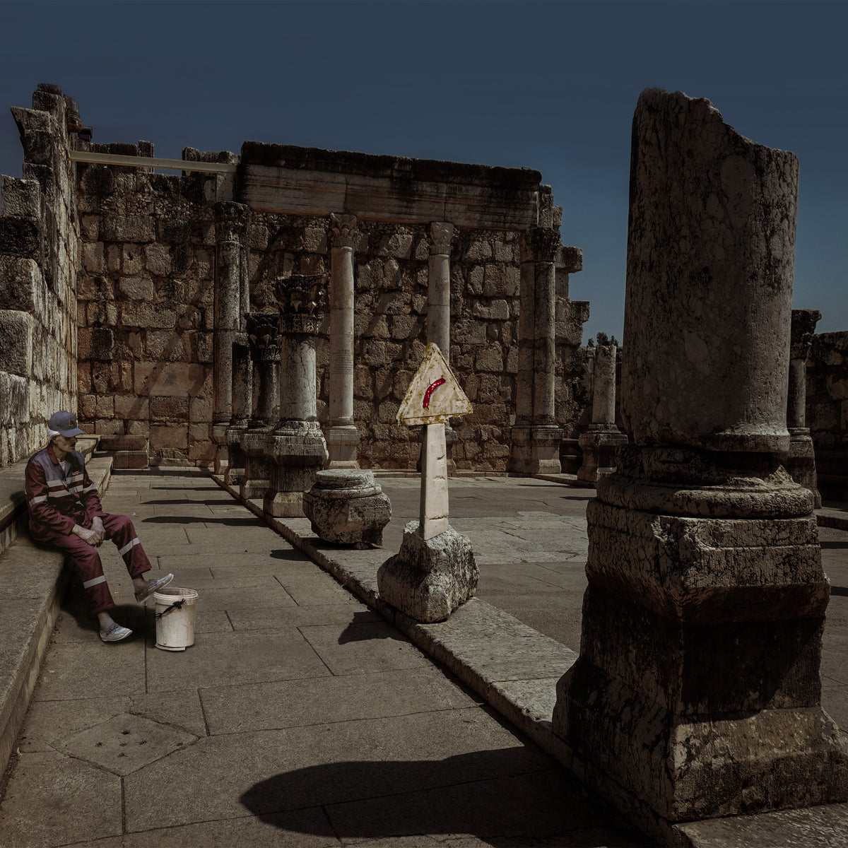 Ruinas y barrendero